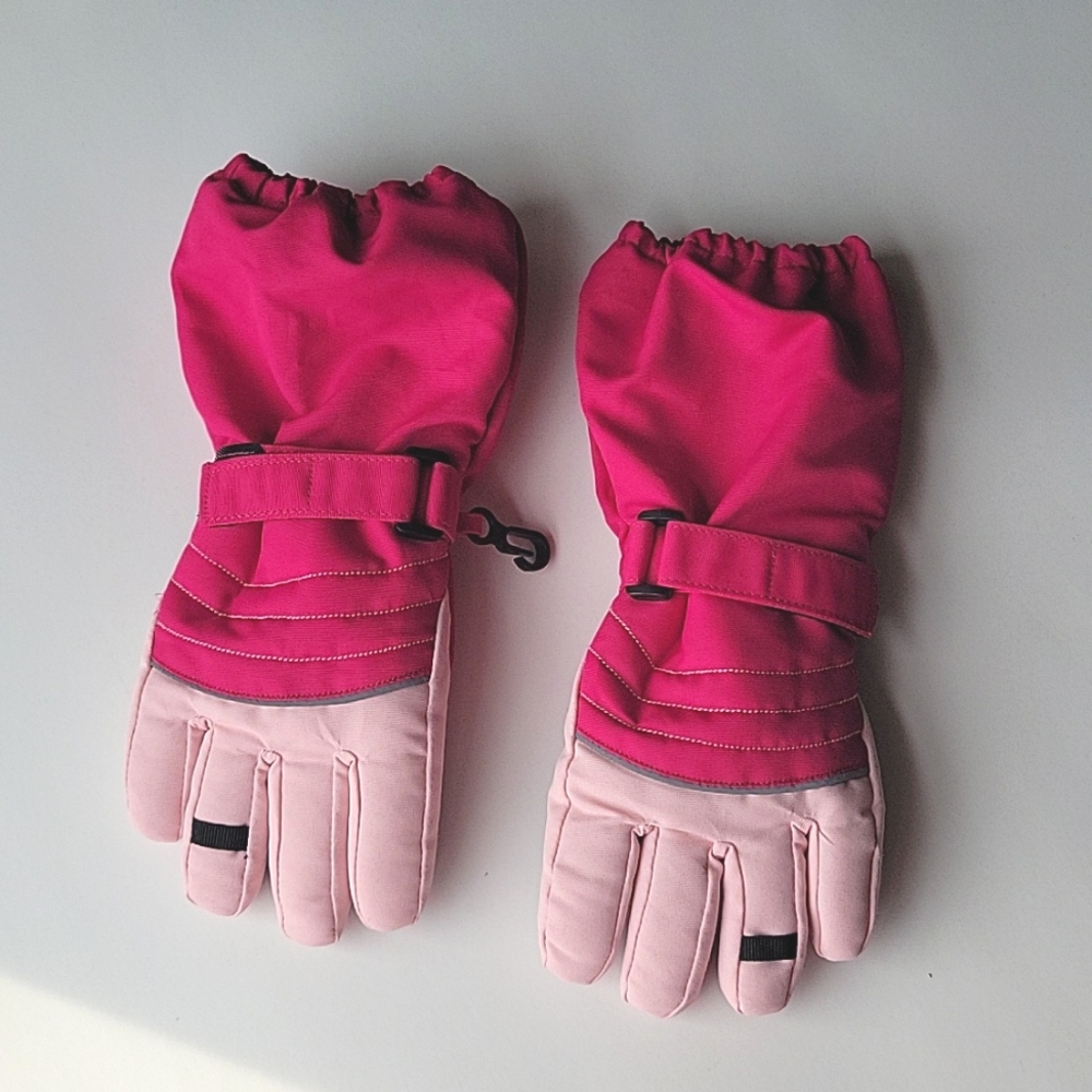 Pink winter Gloves